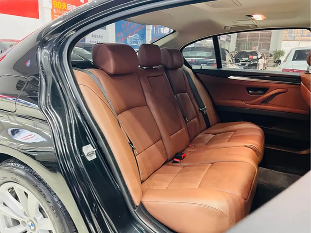 2017 BMW 5 Series 2.0T 184HP L4 8AT,autocango,china used car exporter,china ev exporter,chinese used car exporter,chinese used ev exporter