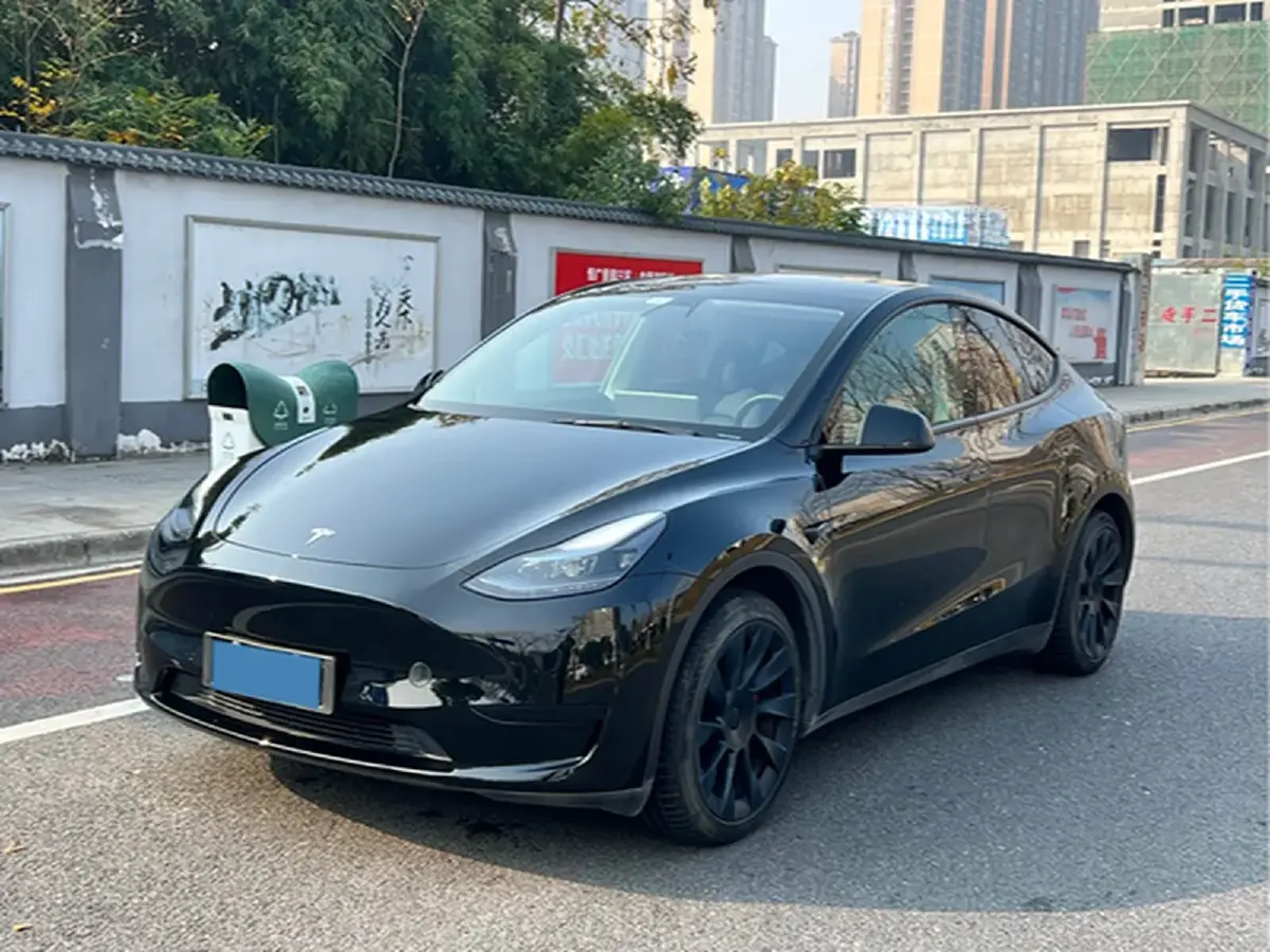 2022 Tesla Model Y BEV 60KWH