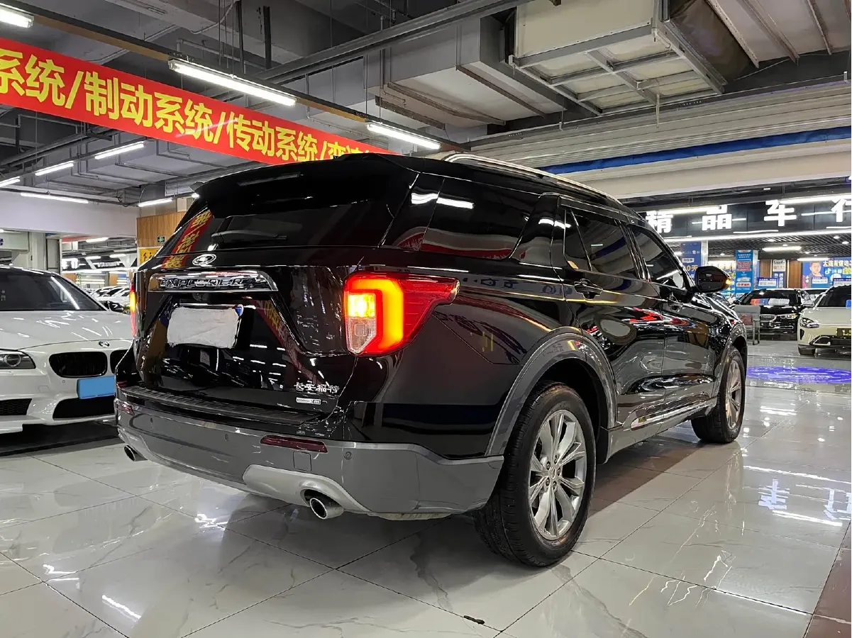 2020 Ford Explorer 2.3T 276HP L4 10AT,autocango,china used car exporter,china ev exporter,chinese used car exporter,chinese used ev exporter