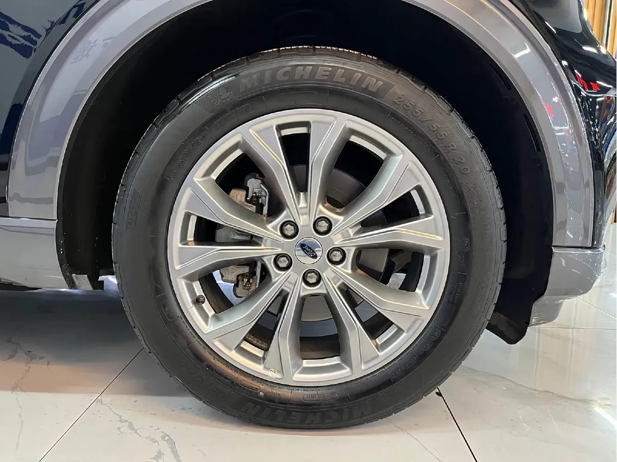 2020 Ford Explorer 2.3T 276HP L4 10AT,autocango,china used car exporter,china ev exporter,chinese used car exporter,chinese used ev exporter