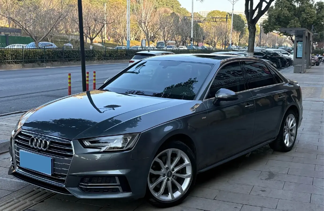 2018 Audi A4L 2.0T 190HP L4 7DCT