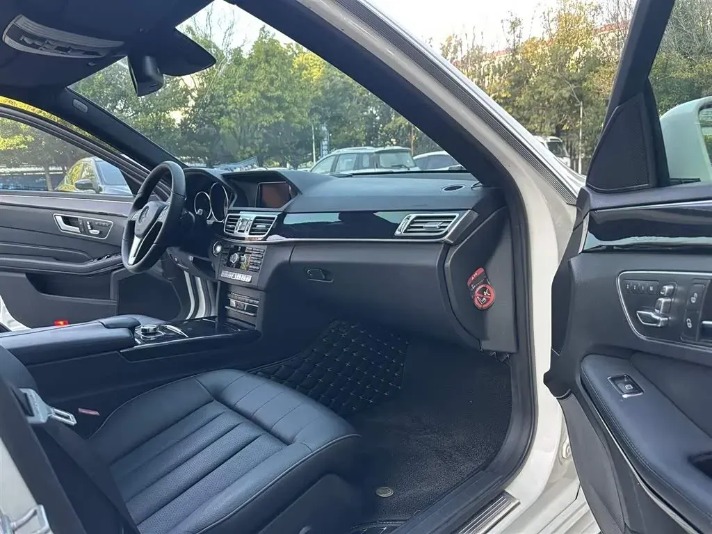 2015 Mercedes-Benz E Class 2.0T 211HP L4 7AT,autocango,china used car exporter,china ev exporter,chinese used car exporter,chinese used ev exporter