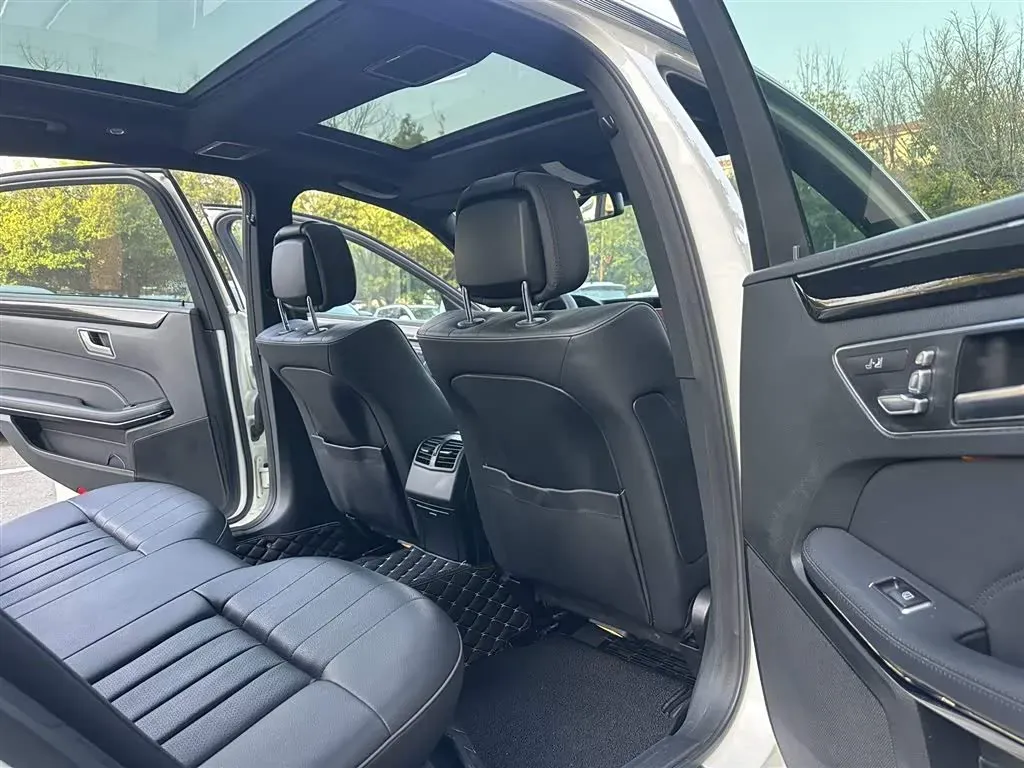 2015 Mercedes-Benz E Class 2.0T 211HP L4 7AT,autocango,china used car exporter,china ev exporter,chinese used car exporter,chinese used ev exporter