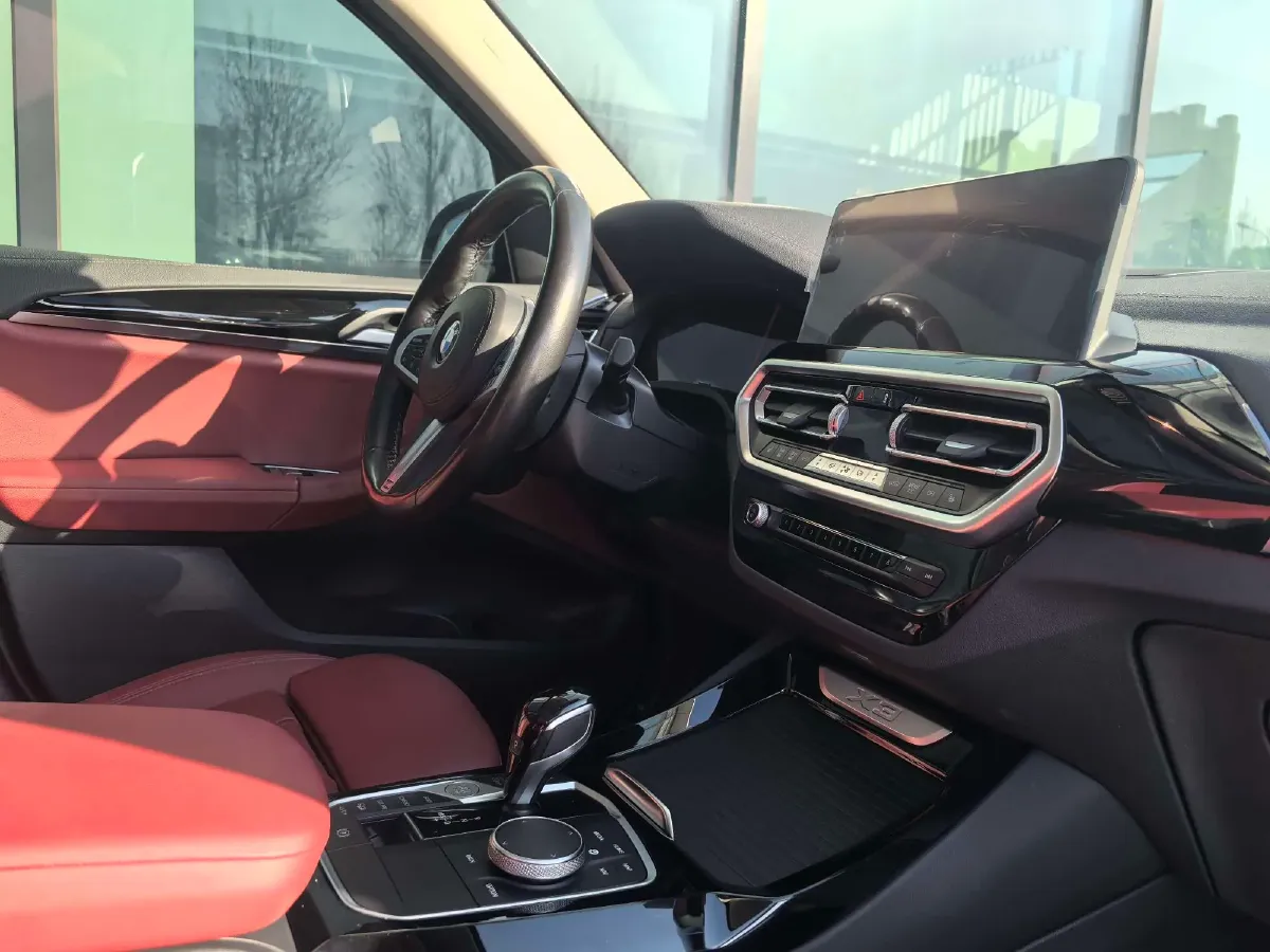 2022 BMW X3 2.0T 184HP L4 8AT,autocango,china used car exporter,china ev exporter,chinese used car exporter,chinese used ev exporter