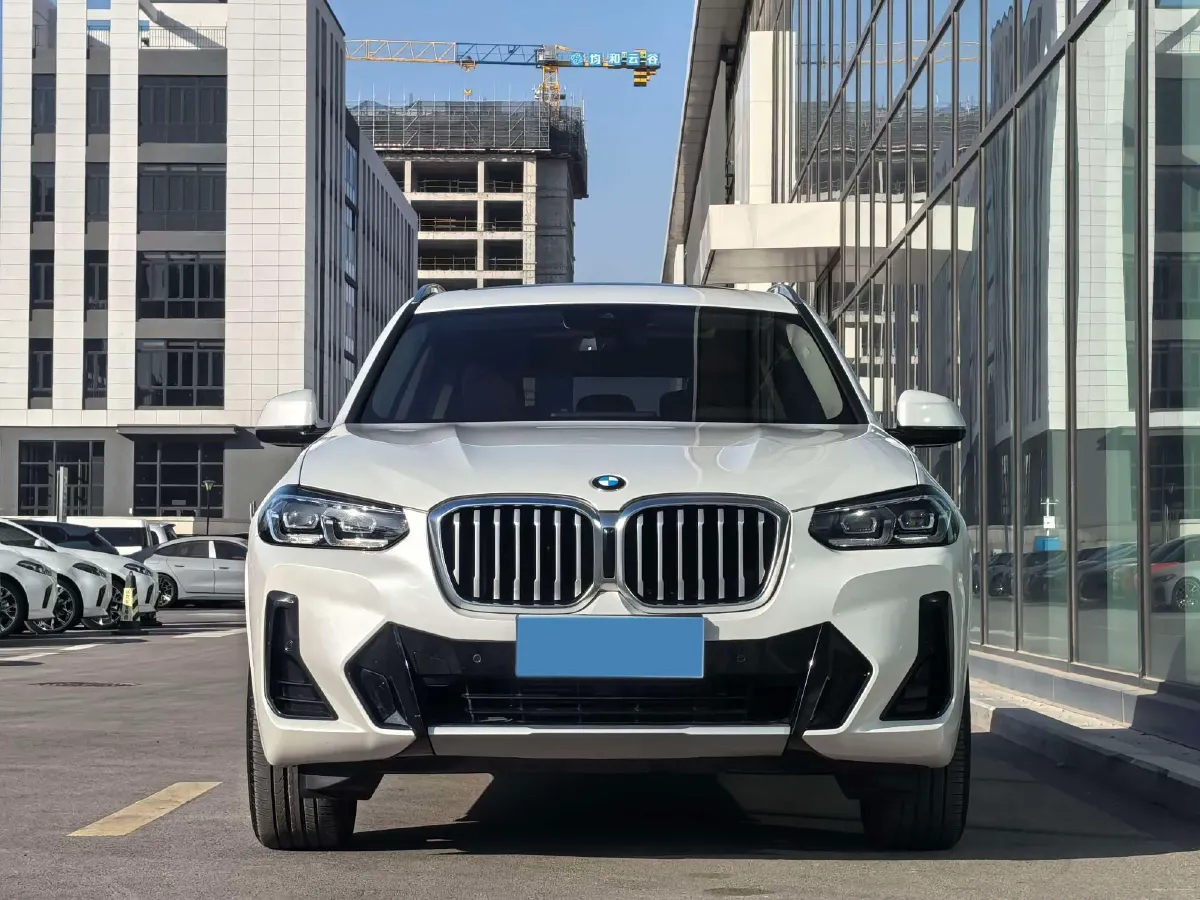 2022 BMW X3 2.0T 184HP L4 8AT,autocango,china used car exporter,china ev exporter,chinese used car exporter,chinese used ev exporter