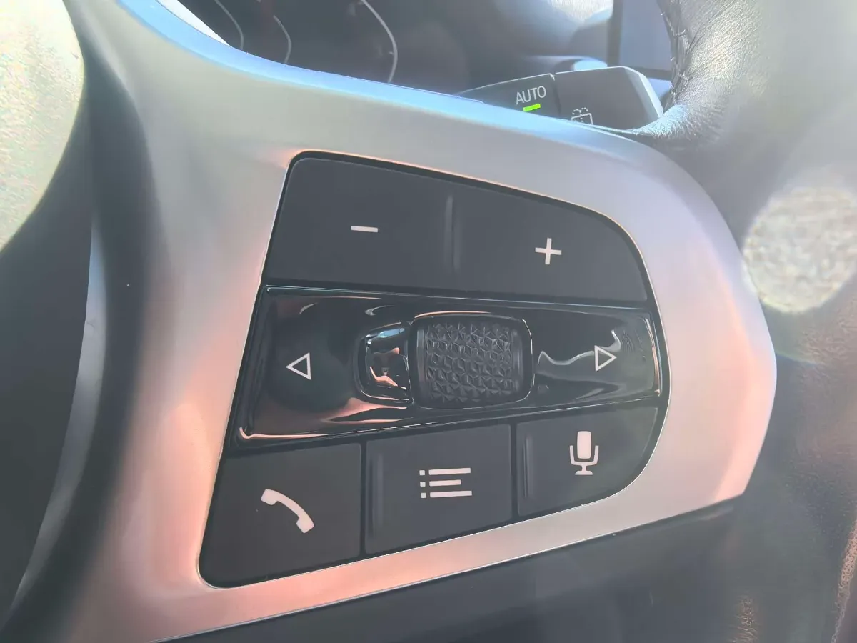 2022 BMW X3 2.0T 184HP L4 8AT,autocango,china used car exporter,china ev exporter,chinese used car exporter,chinese used ev exporter