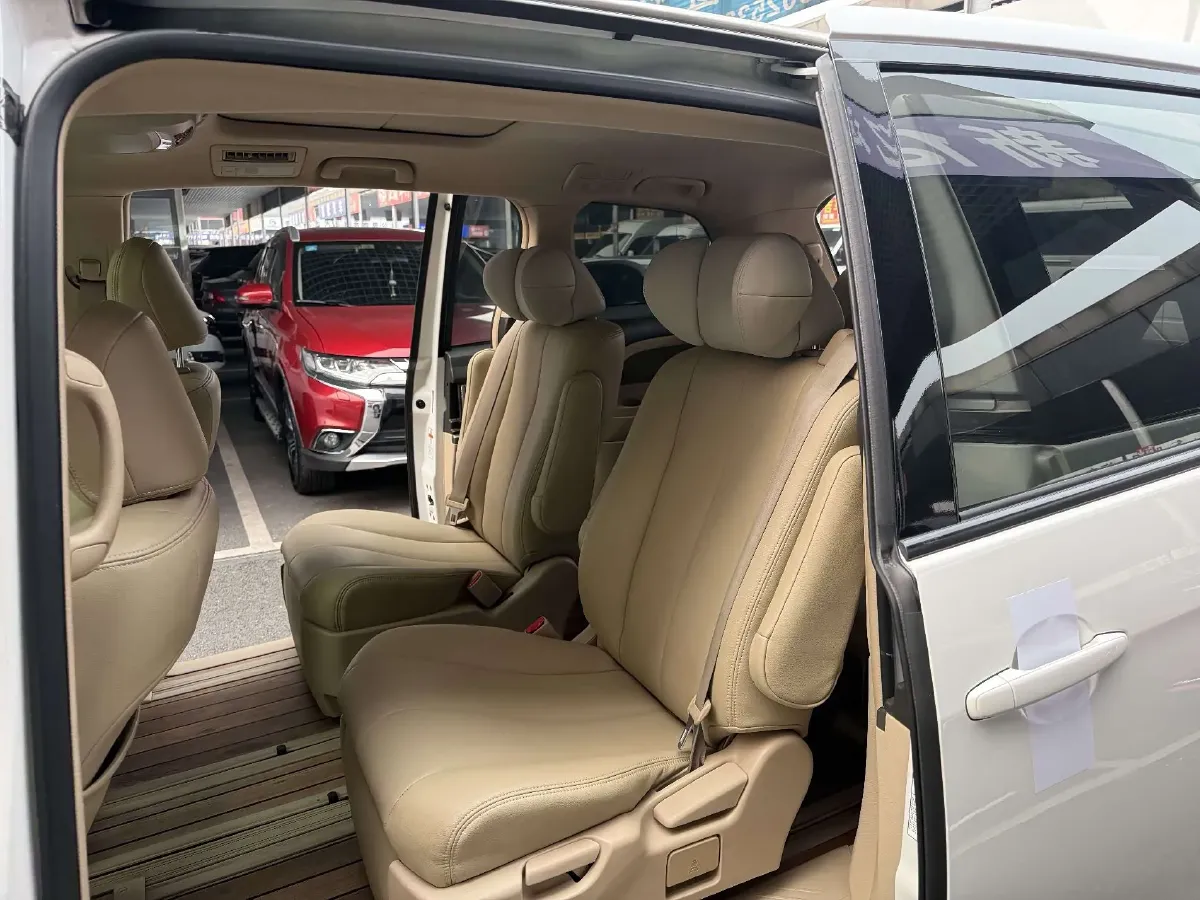 2012 Toyota Previa 2.4L 170HP L4 CVT,autocango,china used car exporter,china ev exporter,chinese used car exporter,chinese used ev exporter