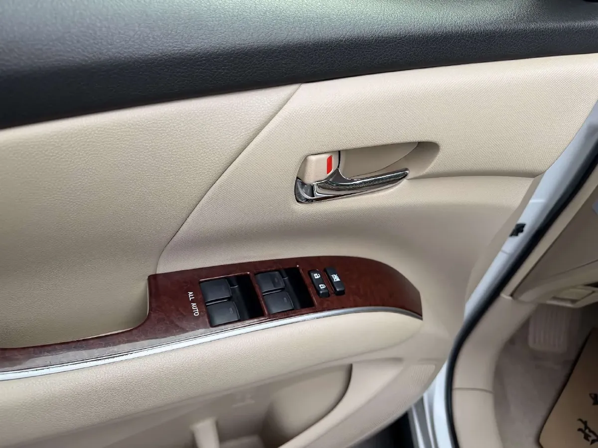 2012 Toyota Previa 2.4L 170HP L4 CVT,autocango,china used car exporter,china ev exporter,chinese used car exporter,chinese used ev exporter