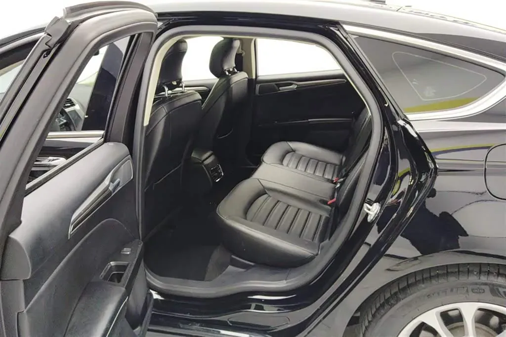 2020 Ford Mondeo 1.5T 182HP L4 6AT,autocango,china used car exporter,china ev exporter,chinese used car exporter,chinese used ev exporter