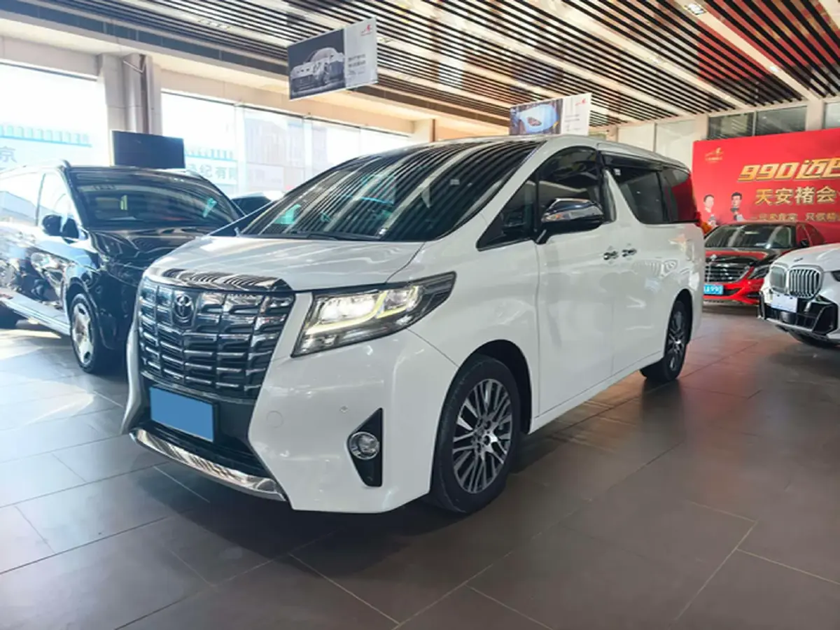 2018 Toyota Alphard 3.5L 275HP V6 6AT