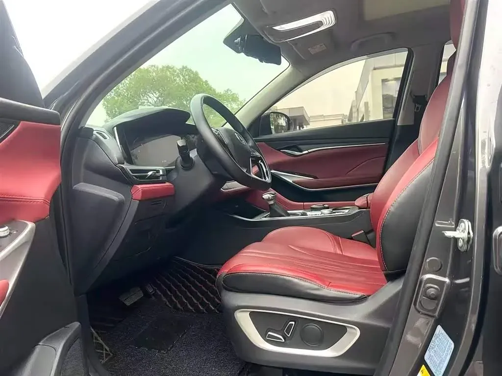 2021 ChangAn CS75 Plus 1.5T 178HP L4 6AT,autocango,china used car exporter,china ev exporter,chinese used car exporter,chinese used ev exporter