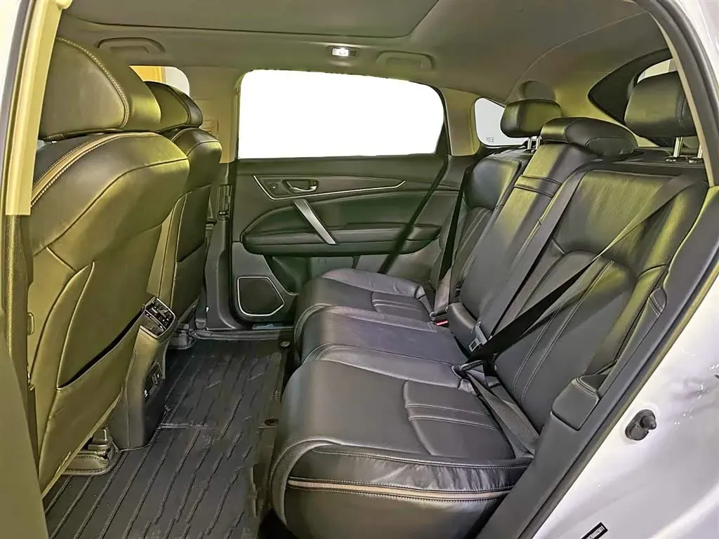 2020 Honda Avancier 2.0T 272HP L4 9AT,autocango,china used car exporter,china ev exporter,chinese used car exporter,chinese used ev exporter