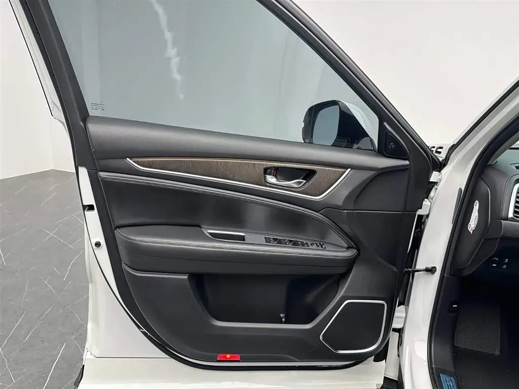 2020 Honda Avancier 2.0T 272HP L4 9AT,autocango,china used car exporter,china ev exporter,chinese used car exporter,chinese used ev exporter