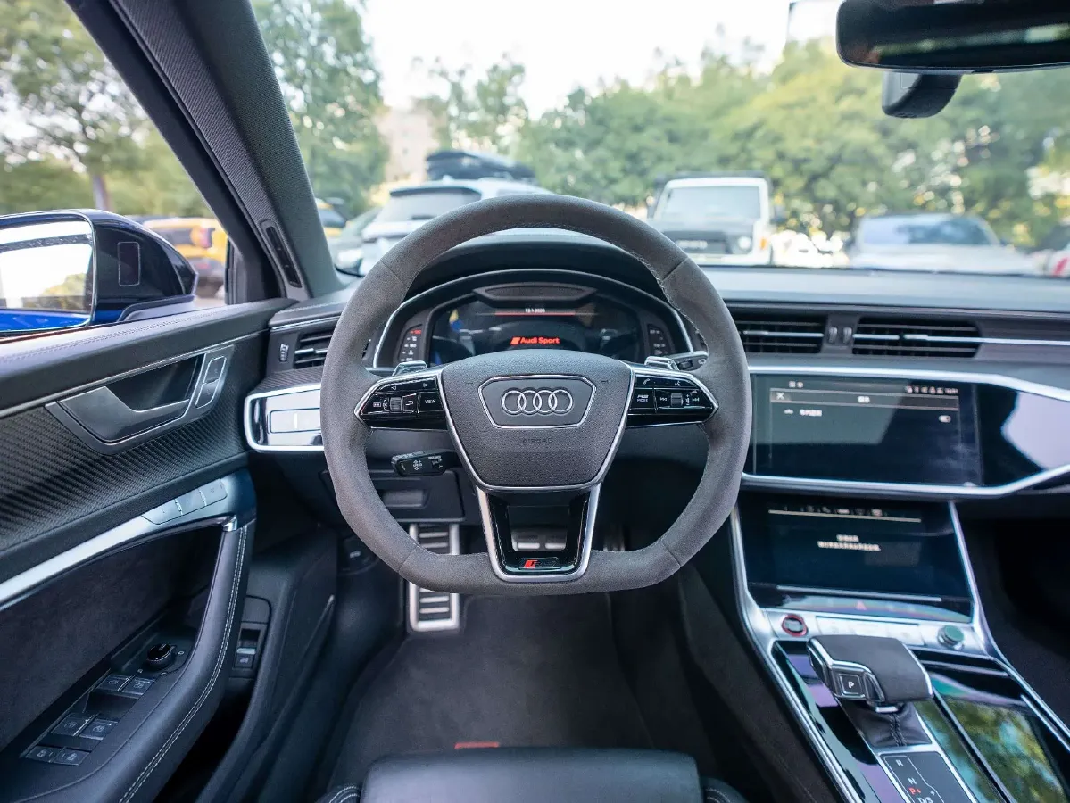 2021 Audi RS 6 4.0T 600HP V8 8AT,autocango,china used car exporter,china ev exporter,chinese used car exporter,chinese used ev exporter