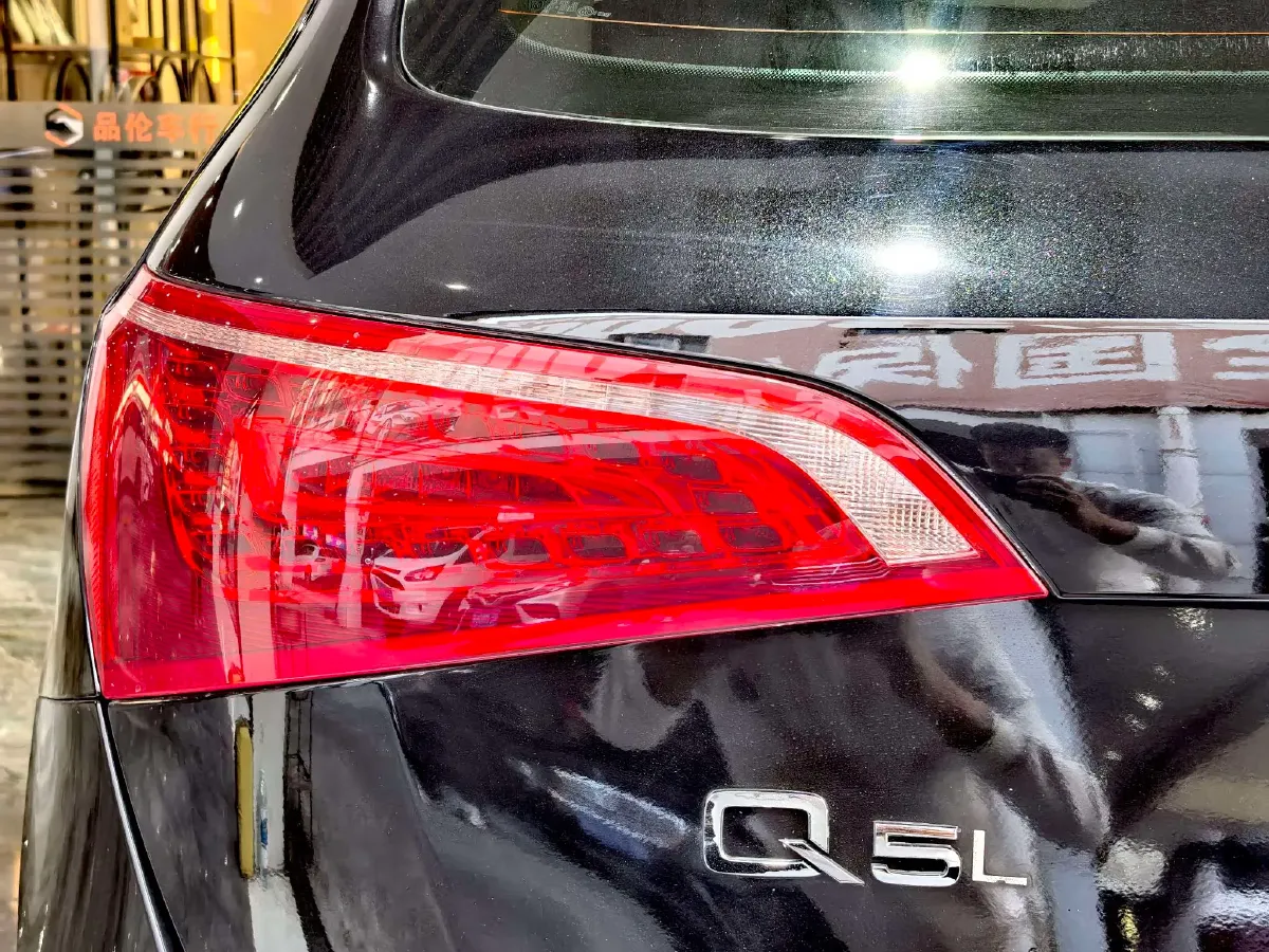 2011 Audi Q5 2.0T 211HP L4 8AT,autocango,china used car exporter,china ev exporter,chinese used car exporter,chinese used ev exporter