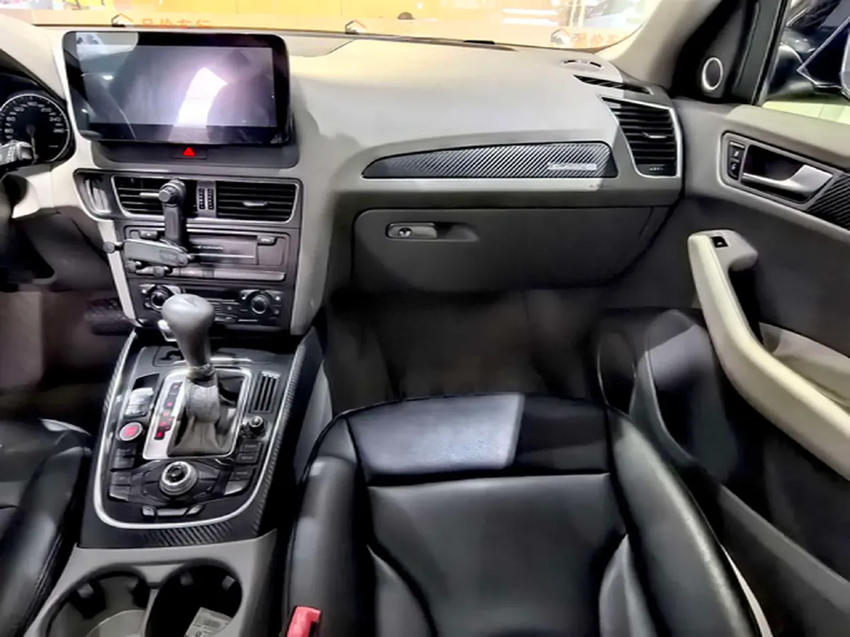 2011 Audi Q5 2.0T 211HP L4 8AT,autocango,china used car exporter,china ev exporter,chinese used car exporter,chinese used ev exporter