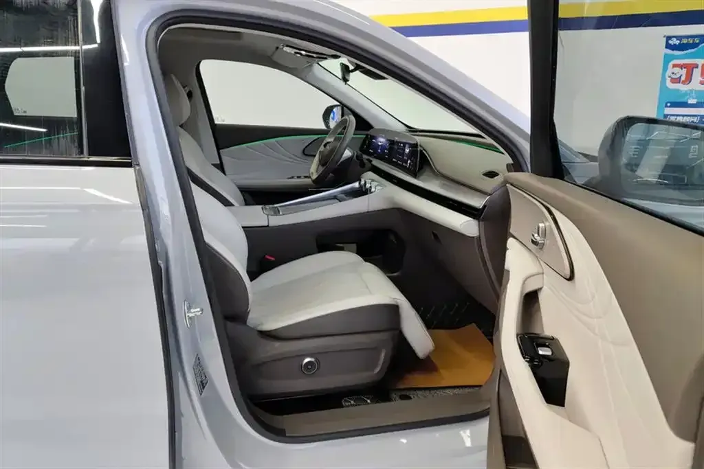 2024 Exceed RX C-DM 1.5T 156HP L4 3DHT PHEV 19.43KWH,autocango,china used car exporter,china ev exporter,chinese used car exporter,chinese used ev exporter