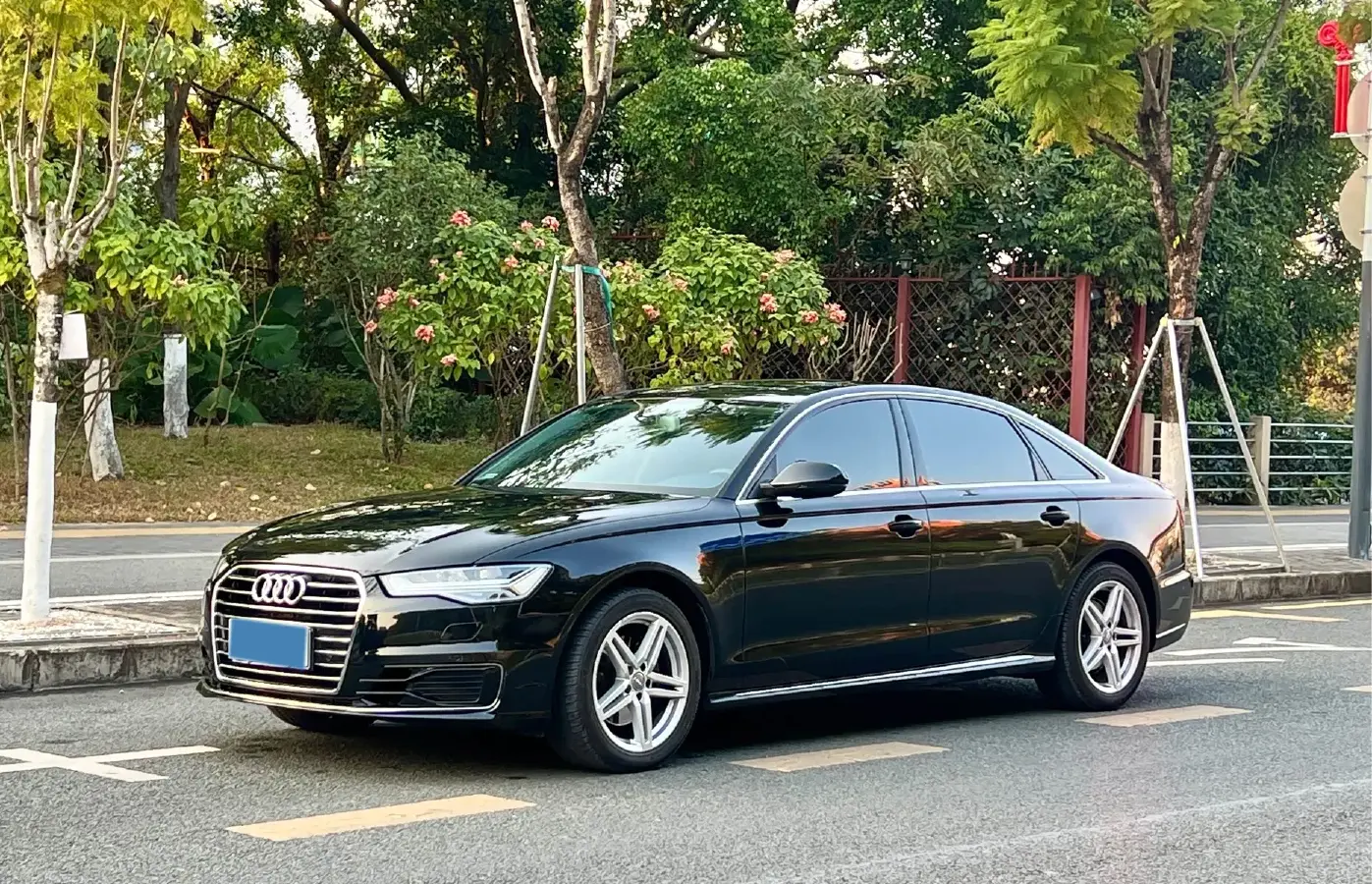 2018 Audi A6L 1.8T 190HP L4 7DCT