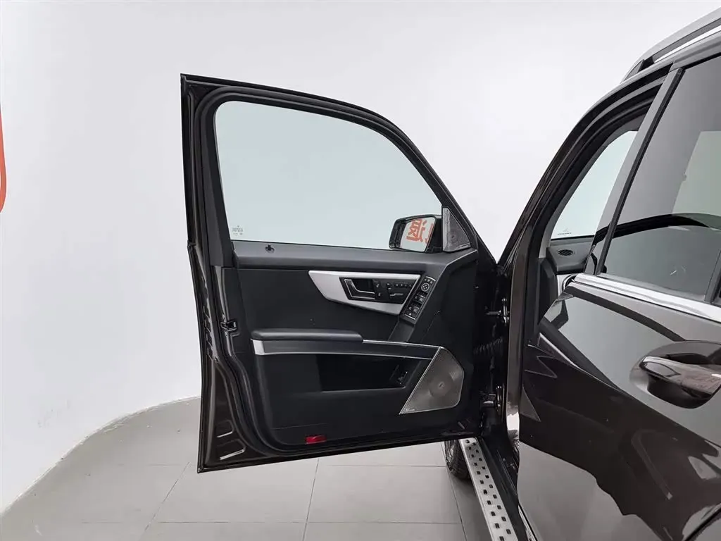 2013 Mercedes-Benz GLK Class 3.0L 245HP V6 7AT,autocango,china used car exporter,china ev exporter,chinese used car exporter,chinese used ev exporter