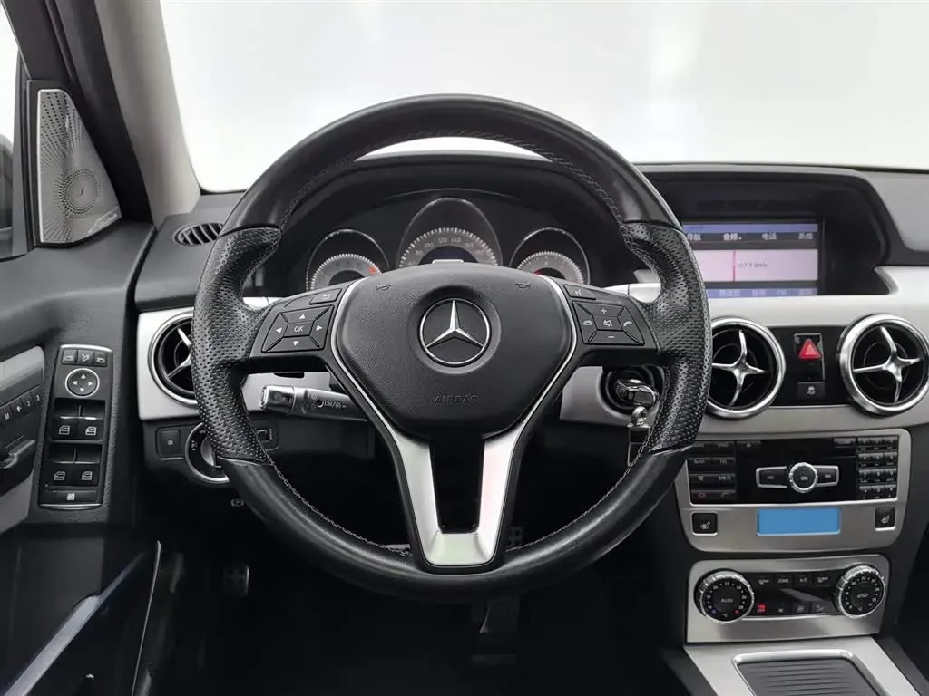 2013 Mercedes-Benz GLK Class 3.0L 245HP V6 7AT,autocango,china used car exporter,china ev exporter,chinese used car exporter,chinese used ev exporter