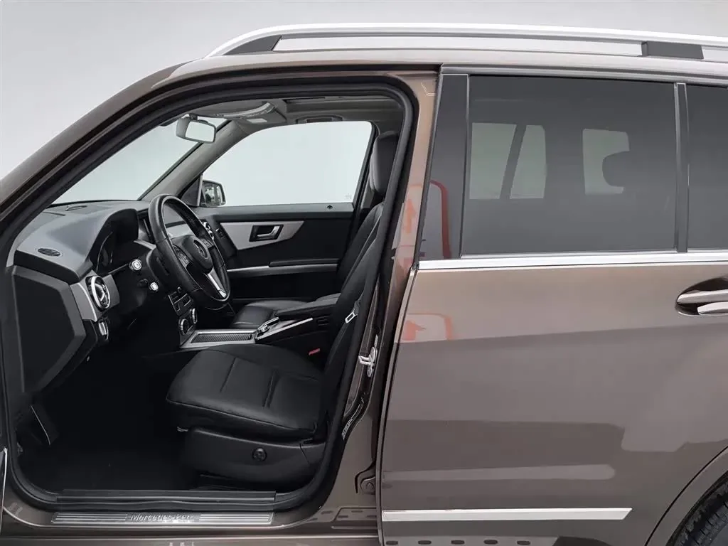 2013 Mercedes-Benz GLK Class 3.0L 245HP V6 7AT,autocango,china used car exporter,china ev exporter,chinese used car exporter,chinese used ev exporter