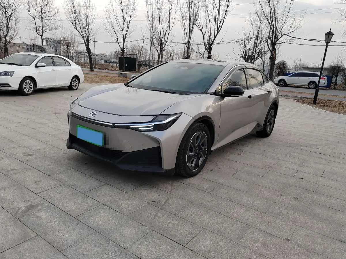 2024 Toyota bZ3 BEV 49.92KWH,autocango,china used car exporter,china ev exporter,chinese used car exporter,chinese used ev exporter