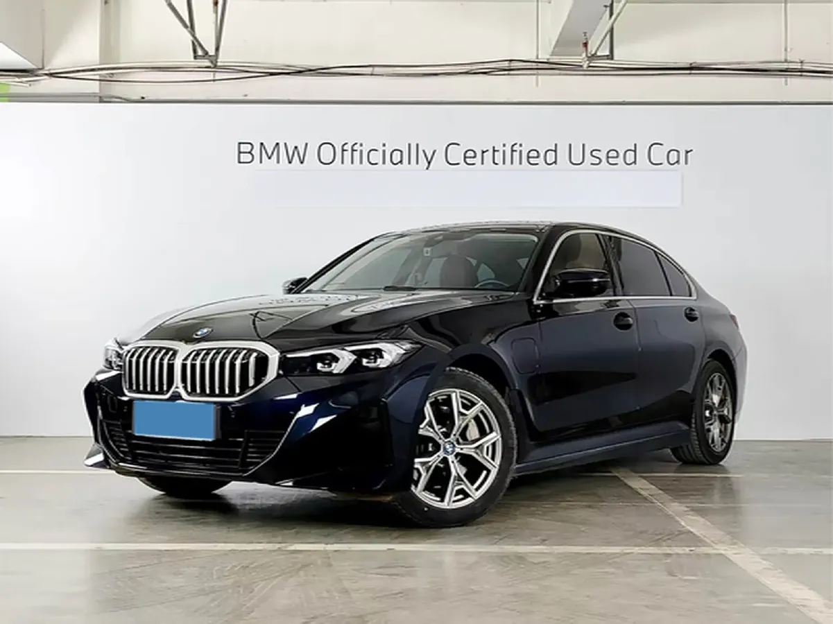 2024 BMW i3 BEV 70KWH,autocango,china used car exporter,china ev exporter,chinese used car exporter,chinese used ev exporter