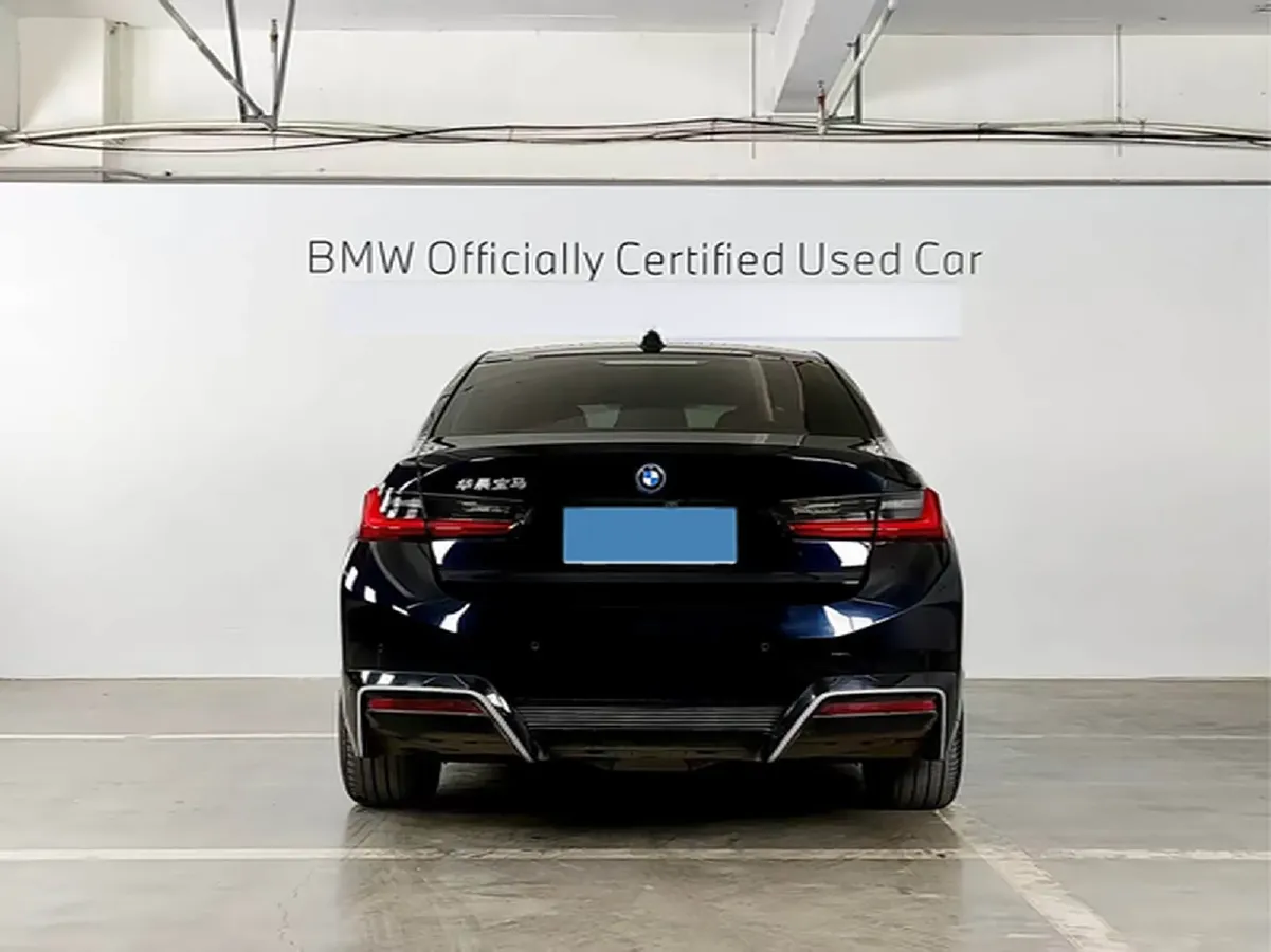 2024 BMW i3 BEV 70KWH,autocango,china used car exporter,china ev exporter,chinese used car exporter,chinese used ev exporter