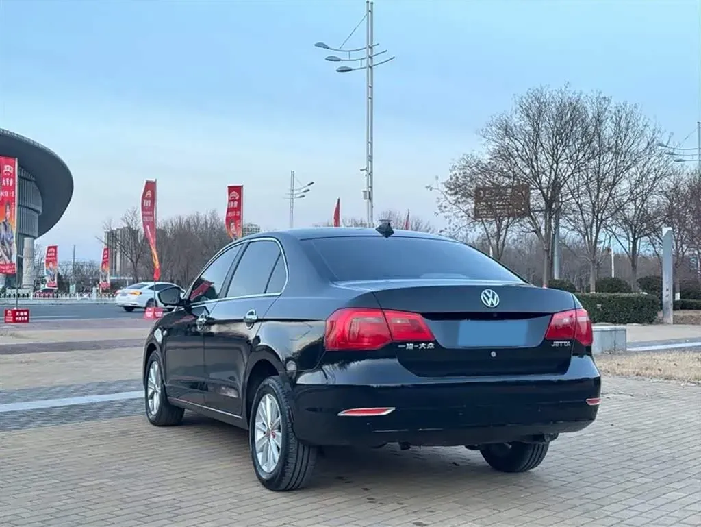 2015 Volkswagen Jetta 1.6L 110HP L4 6AT,autocango,china used car exporter,china ev exporter,chinese used car exporter,chinese used ev exporter