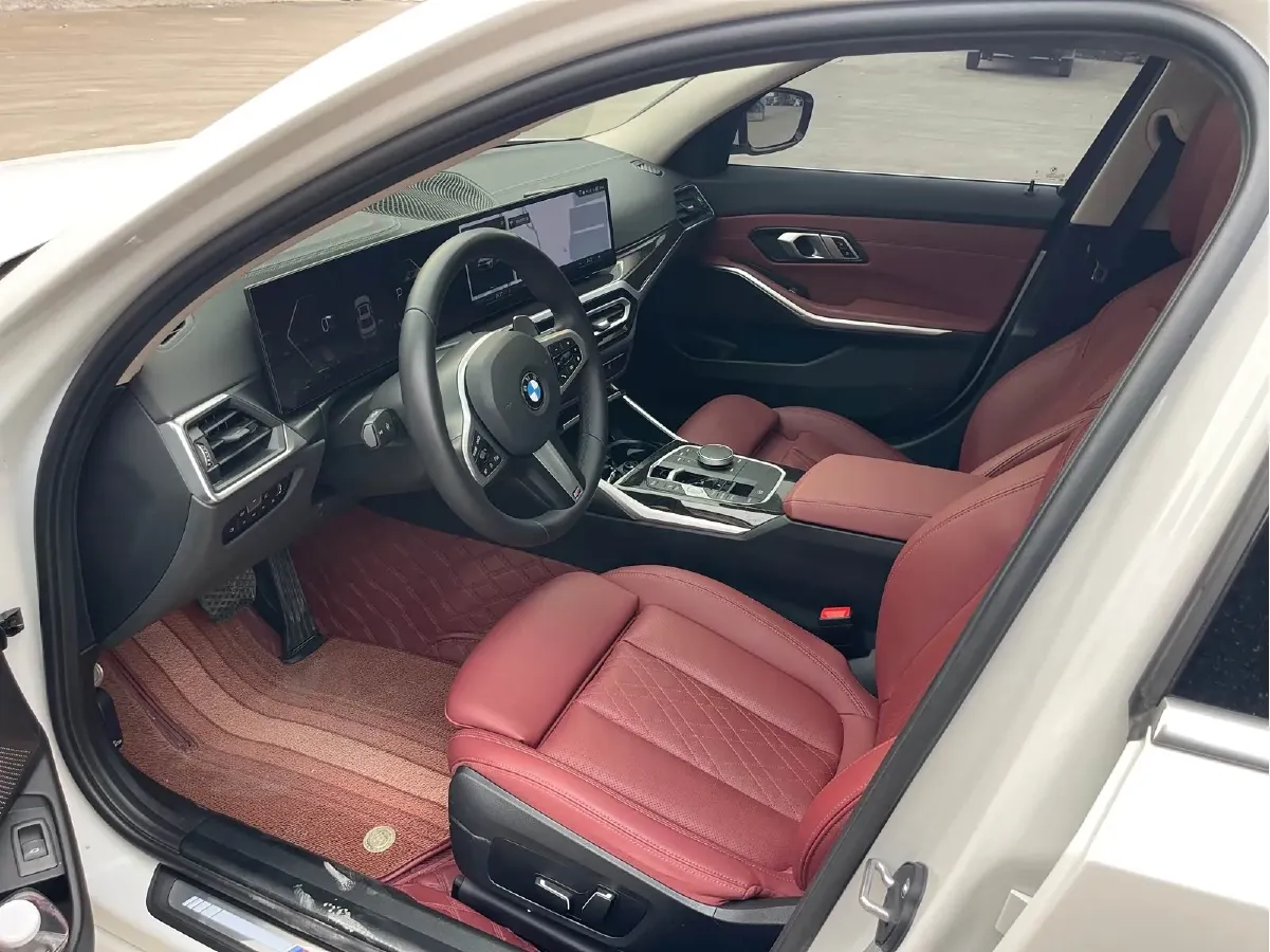 2024 BMW 3 Series 2.0T 184HP L4 8AT,autocango,china used car exporter,china ev exporter,chinese used car exporter,chinese used ev exporter