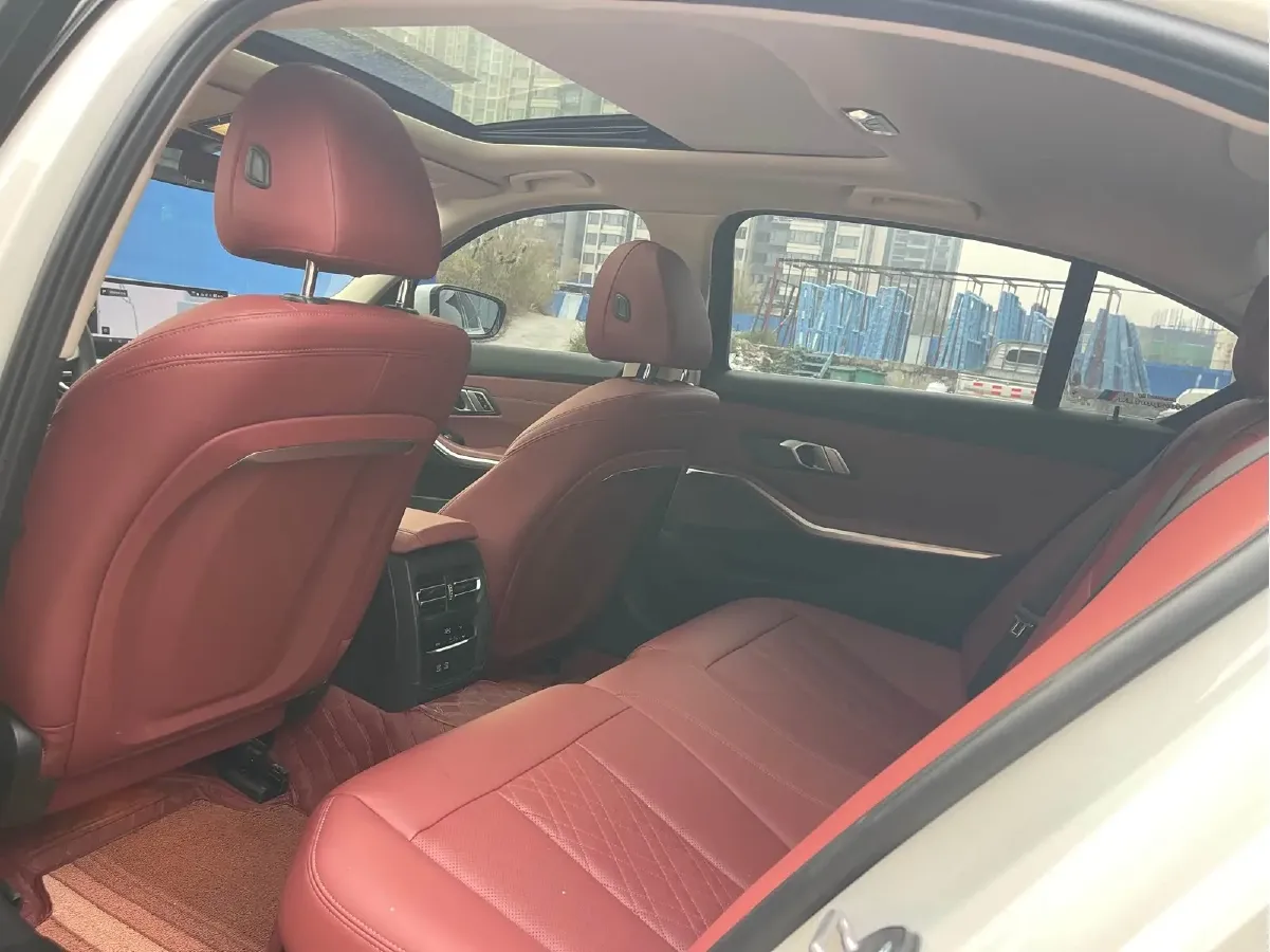 2024 BMW 3 Series 2.0T 184HP L4 8AT,autocango,china used car exporter,china ev exporter,chinese used car exporter,chinese used ev exporter