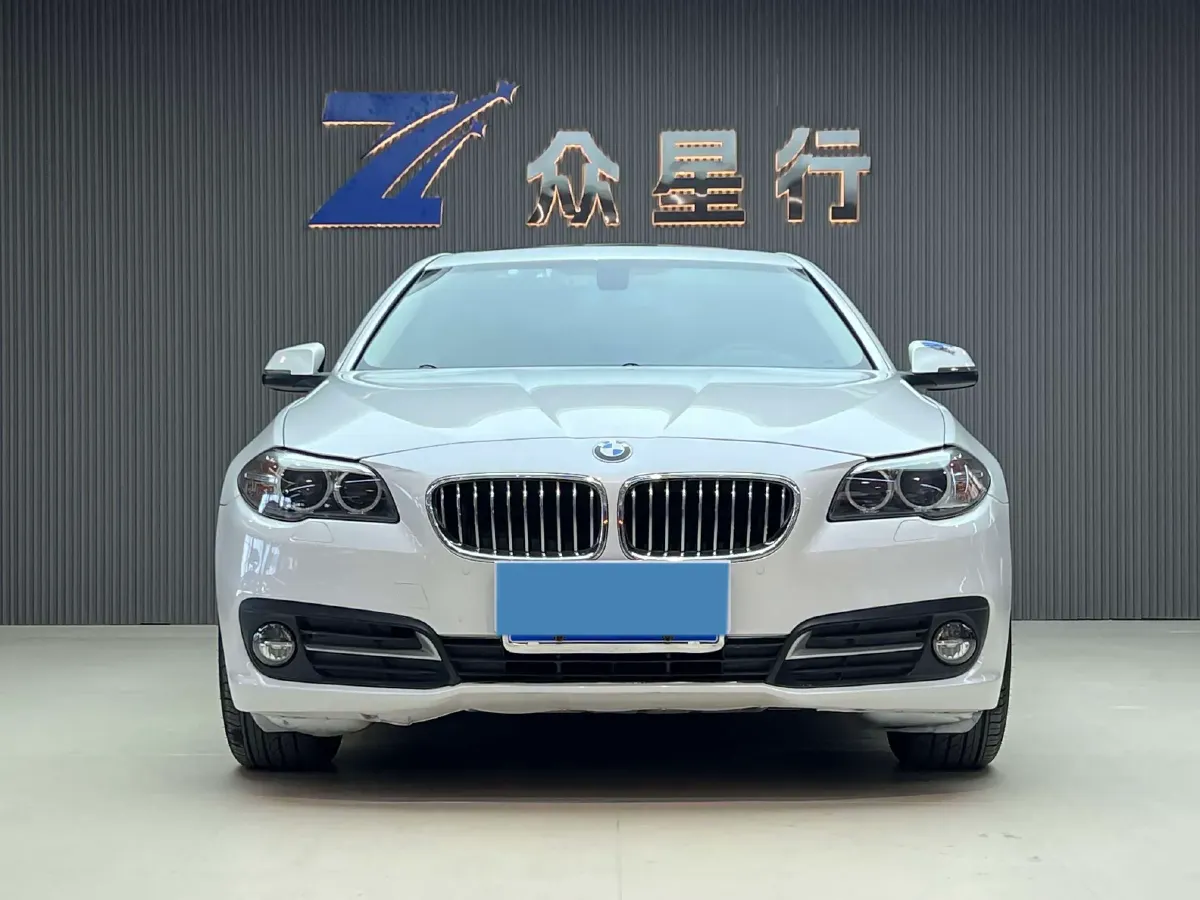 2017 BMW 5 Series 2.0T 184HP L4 8AT,autocango,china used car exporter,china ev exporter,chinese used car exporter,chinese used ev exporter