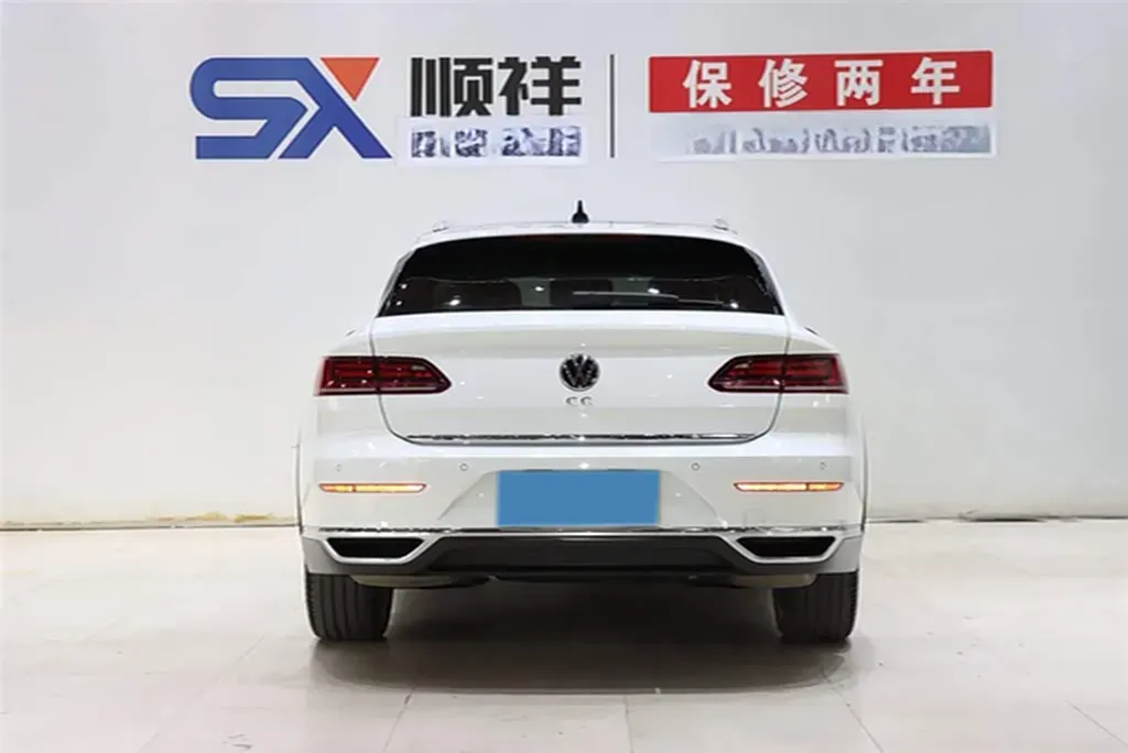 2023 Volkswagen CC 2.0T 220HP L4 7DCT,autocango,china used car exporter,china ev exporter,chinese used car exporter,chinese used ev exporter