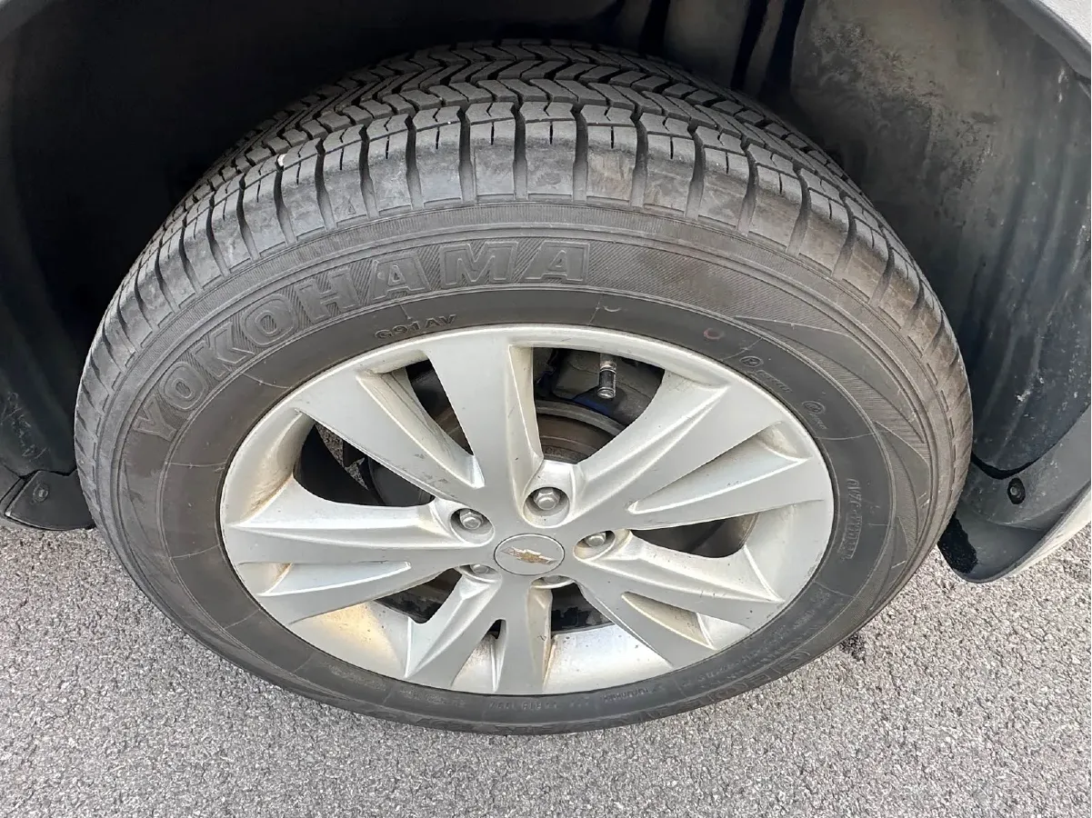 2014 Chevrolet Captiva 2.4L 167HP L4 6AT,autocango,china used car exporter,china ev exporter,chinese used car exporter,chinese used ev exporter