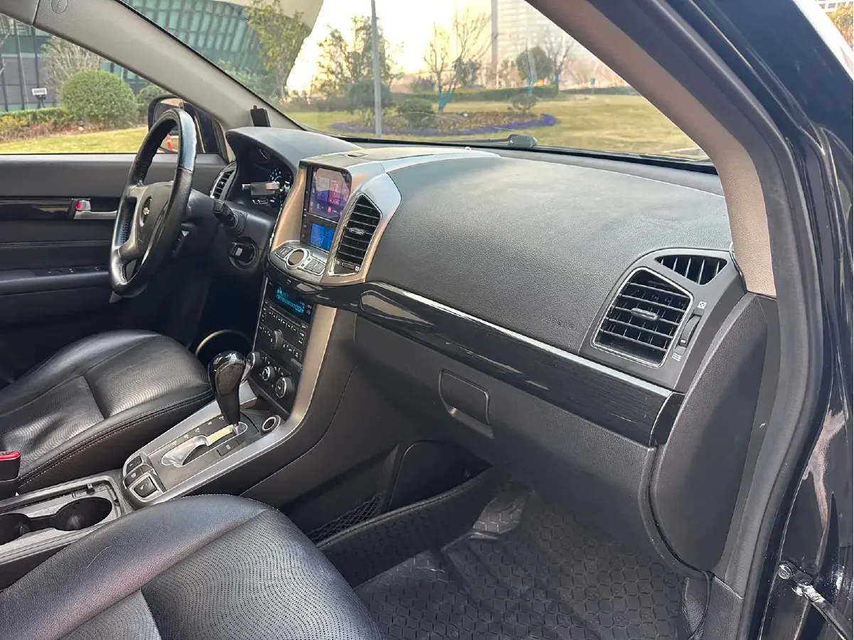2014 Chevrolet Captiva 2.4L 167HP L4 6AT,autocango,china used car exporter,china ev exporter,chinese used car exporter,chinese used ev exporter