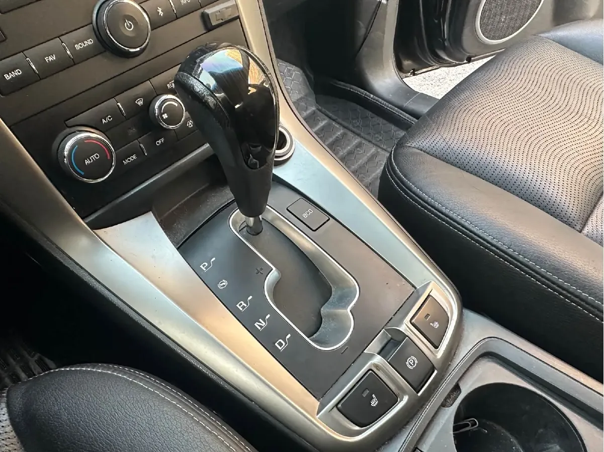 2014 Chevrolet Captiva 2.4L 167HP L4 6AT,autocango,china used car exporter,china ev exporter,chinese used car exporter,chinese used ev exporter