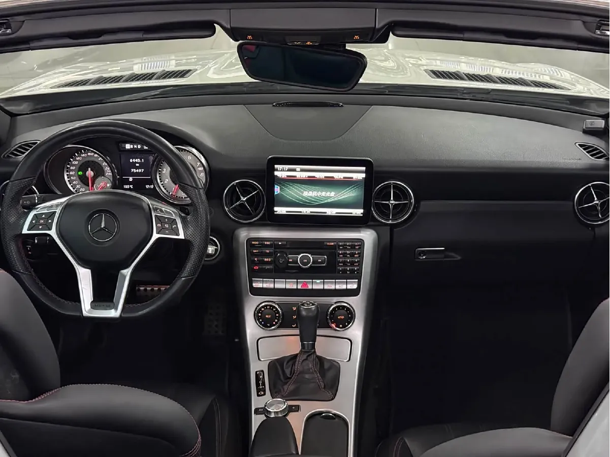 2011 Mercedes-Benz SLK Class 1.8T 184HP L4 7AT,autocango,china used car exporter,china ev exporter,chinese used car exporter,chinese used ev exporter