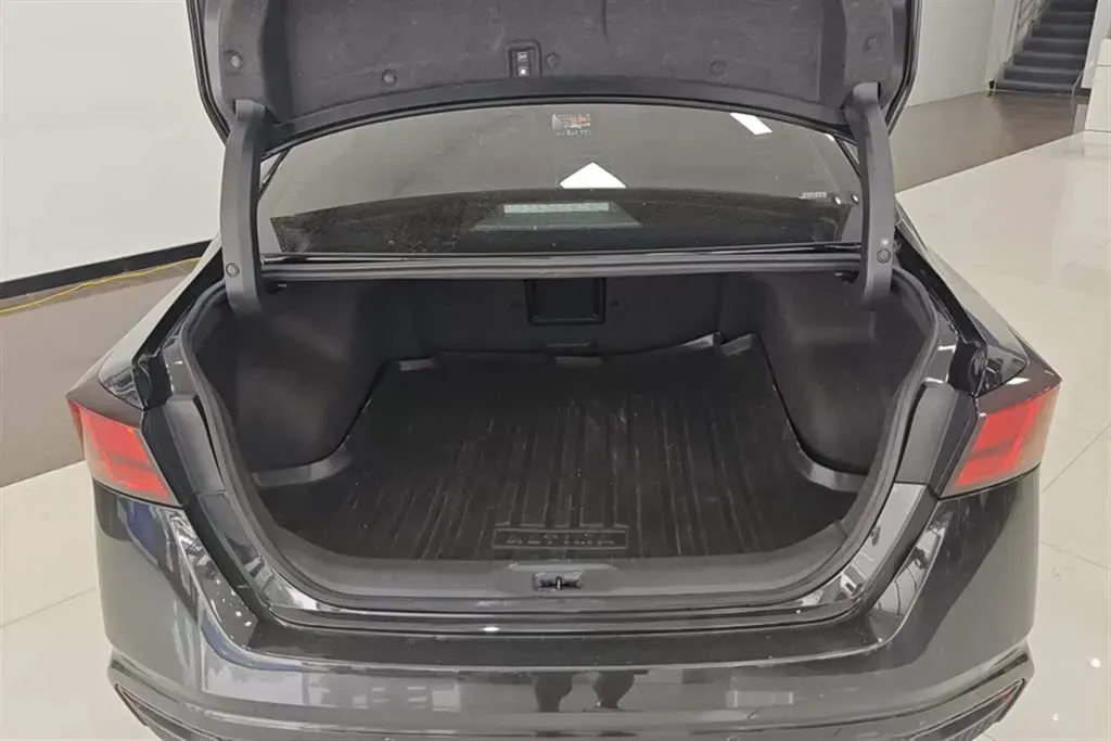 2021 Nissan Teana 2.0L 156HP L4 CVT,autocango,china used car exporter,china ev exporter,chinese used car exporter,chinese used ev exporter