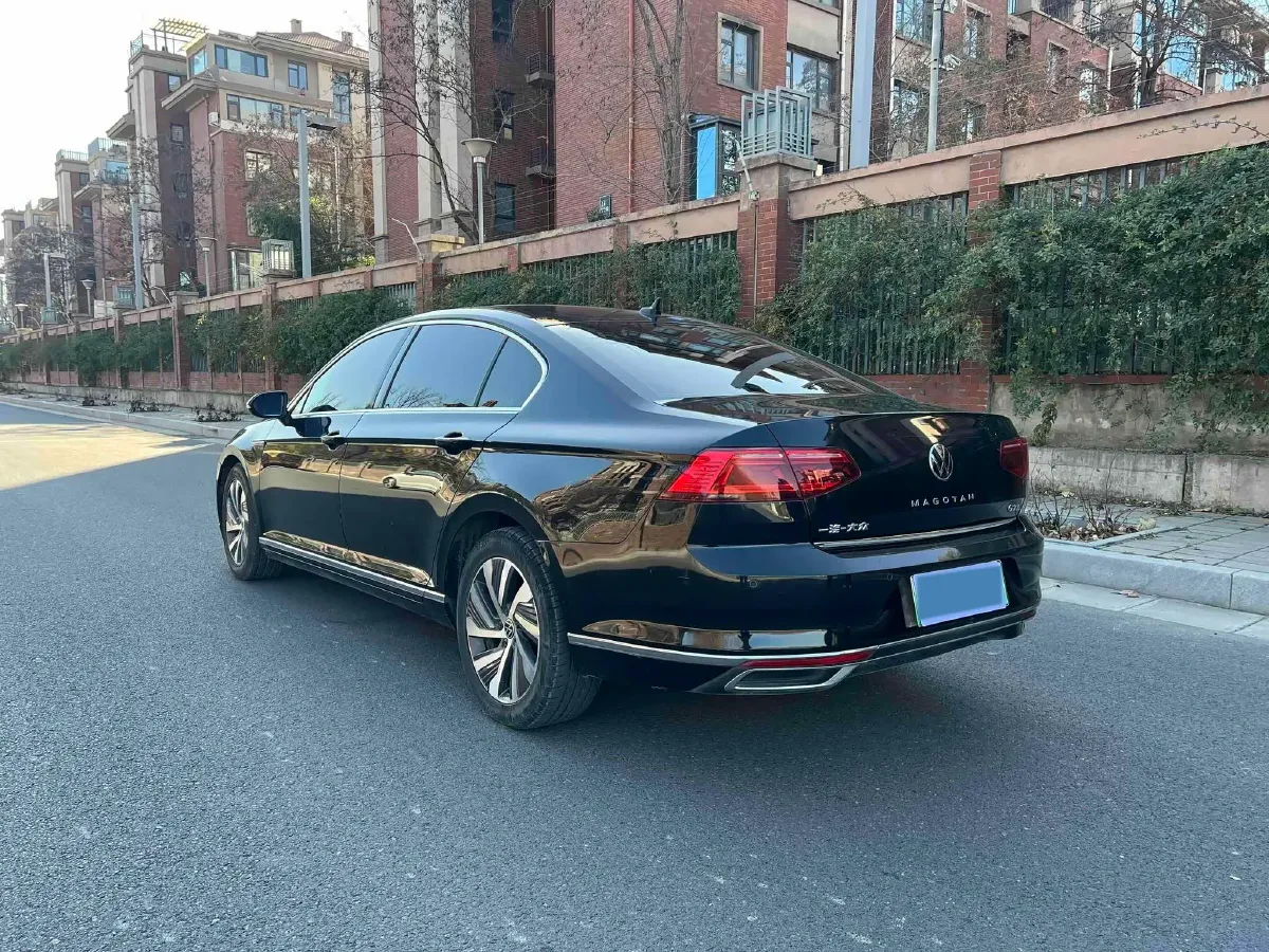 2022 Volkswagen Magotan GTE 1.4T 150HP L4 6DCT PHEV 13KWH,autocango,china used car exporter,china ev exporter,chinese used car exporter,chinese used ev exporter