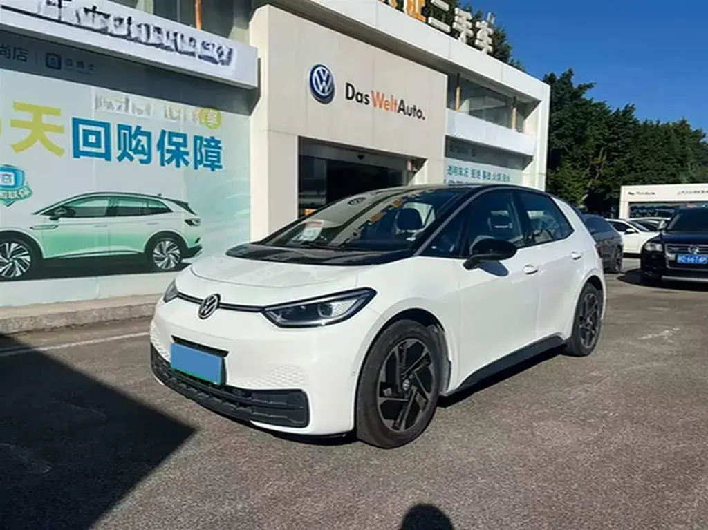 2025 Volkswagen ID.3 BEV 52.8KWH