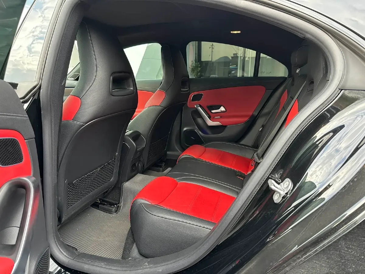 2023 Mercedes-Benz CLA AMG 2.0T 306HP L4 7DCT,autocango,china used car exporter,china ev exporter,chinese used car exporter,chinese used ev exporter