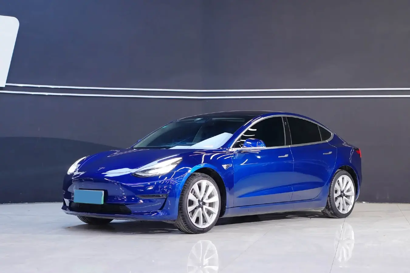 2019 Tesla Model 3 BEV 81KWH
