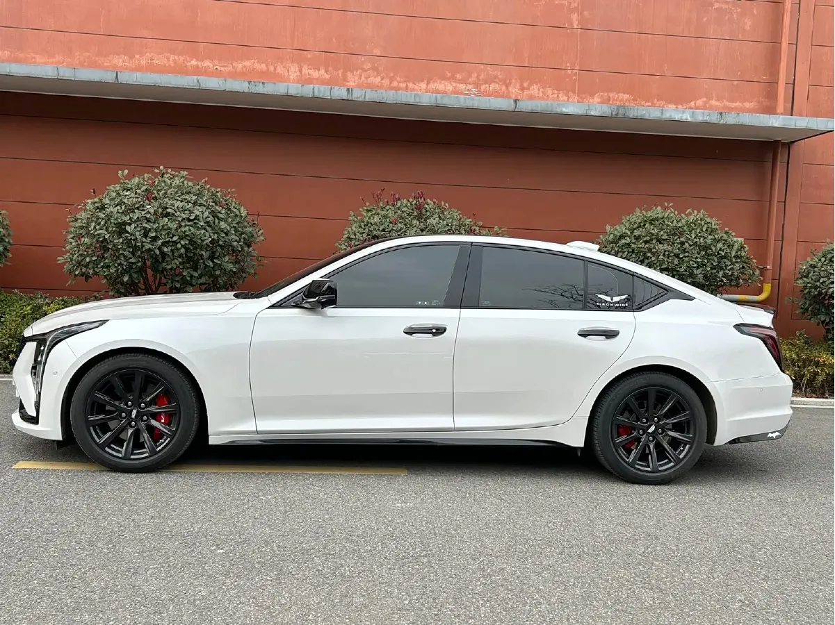 2024 Cadillac CT5 2.0T 237HP L4 10AT,autocango,china used car exporter,china ev exporter,chinese used car exporter,chinese used ev exporter