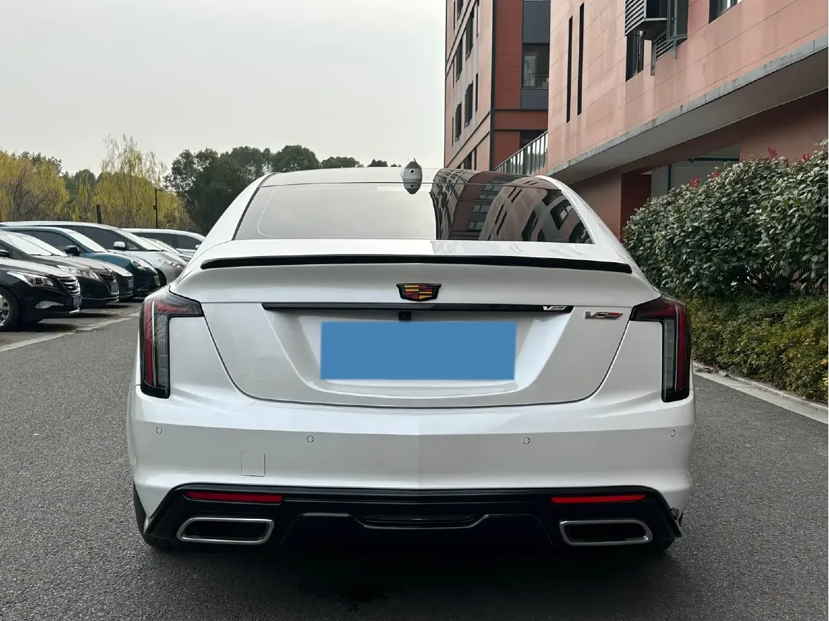 2024 Cadillac CT5 2.0T 237HP L4 10AT,autocango,china used car exporter,china ev exporter,chinese used car exporter,chinese used ev exporter