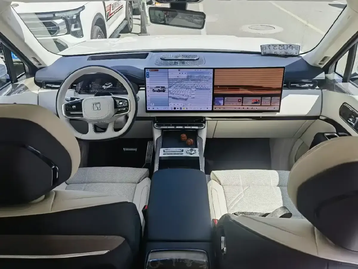 2025 Zeekr 9X 2.0T 279HP L4 1DHT PHEV,autocango,china used car exporter,china ev exporter,chinese used car exporter,chinese used ev exporter