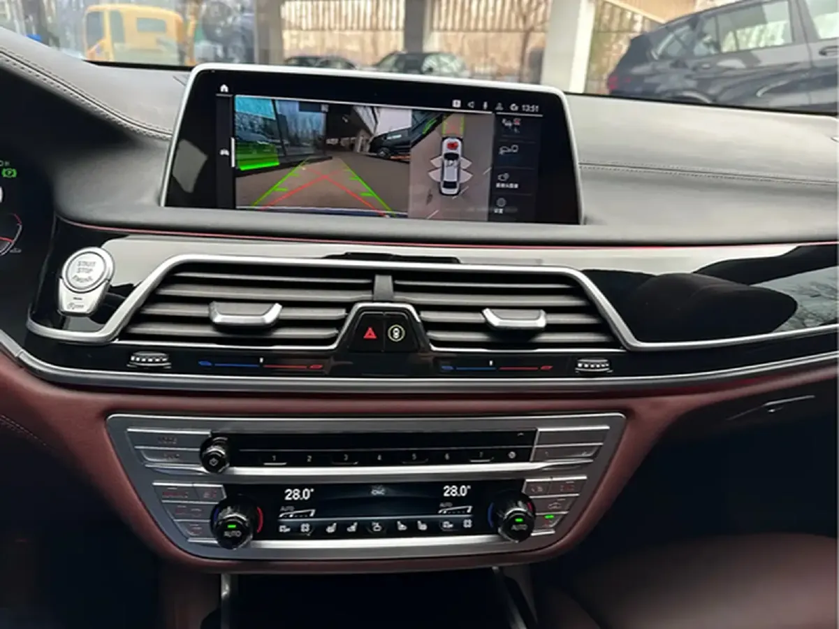 2019 BMW 7 Series 6.6T 585HP V12 8AT,autocango,china used car exporter,china ev exporter,chinese used car exporter,chinese used ev exporter