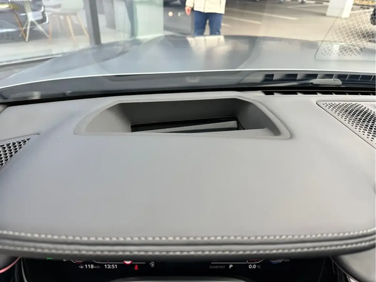 2019 BMW 7 Series 6.6T 585HP V12 8AT,autocango,china used car exporter,china ev exporter,chinese used car exporter,chinese used ev exporter