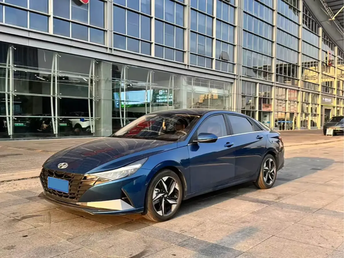 2021 Hyundai Elantra 1.5L 115HP L4 CVT