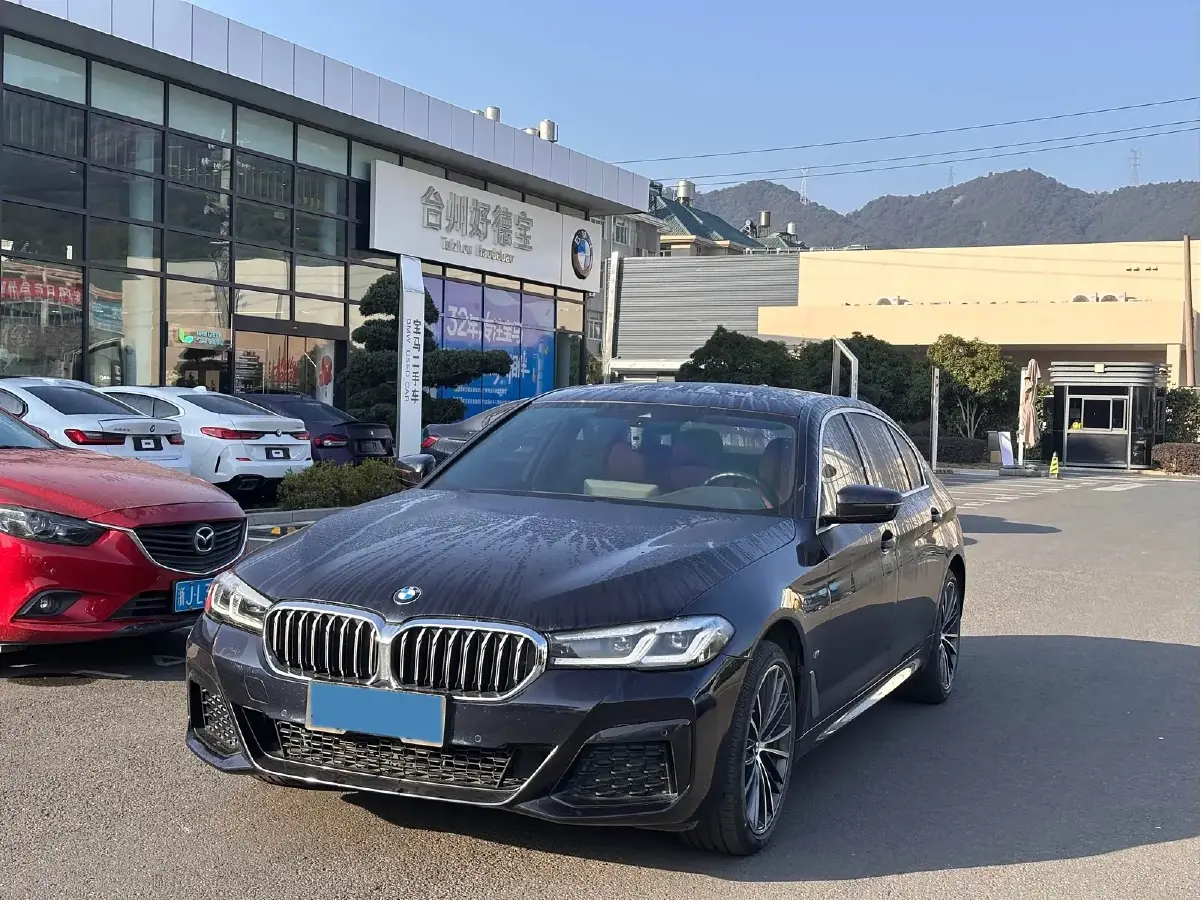 2021 BMW 5 Series 2.0T 252HP L4 8AT