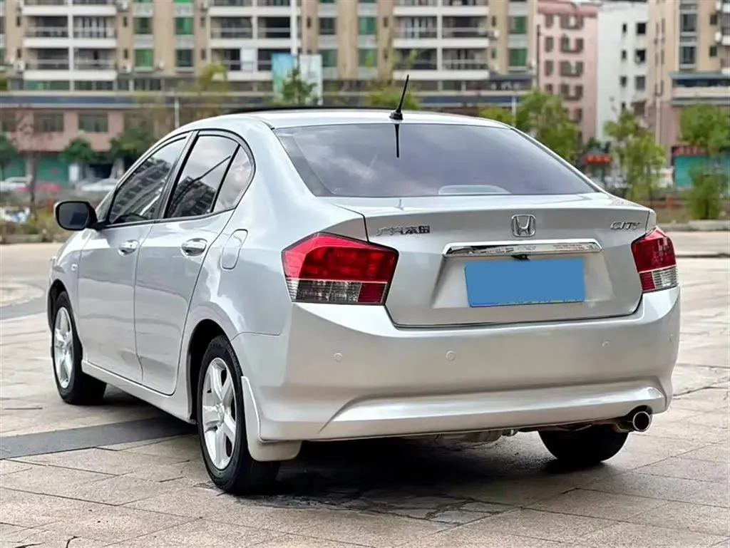 2011 Honda City Classic 1.5L 120HP L4 5AT,autocango,china used car exporter,china ev exporter,chinese used car exporter,chinese used ev exporter